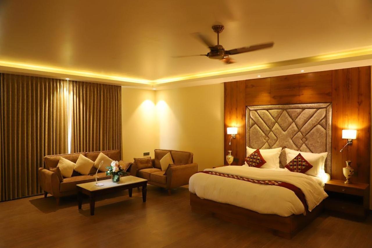 Haritma Resort Gurgaon Exterior foto